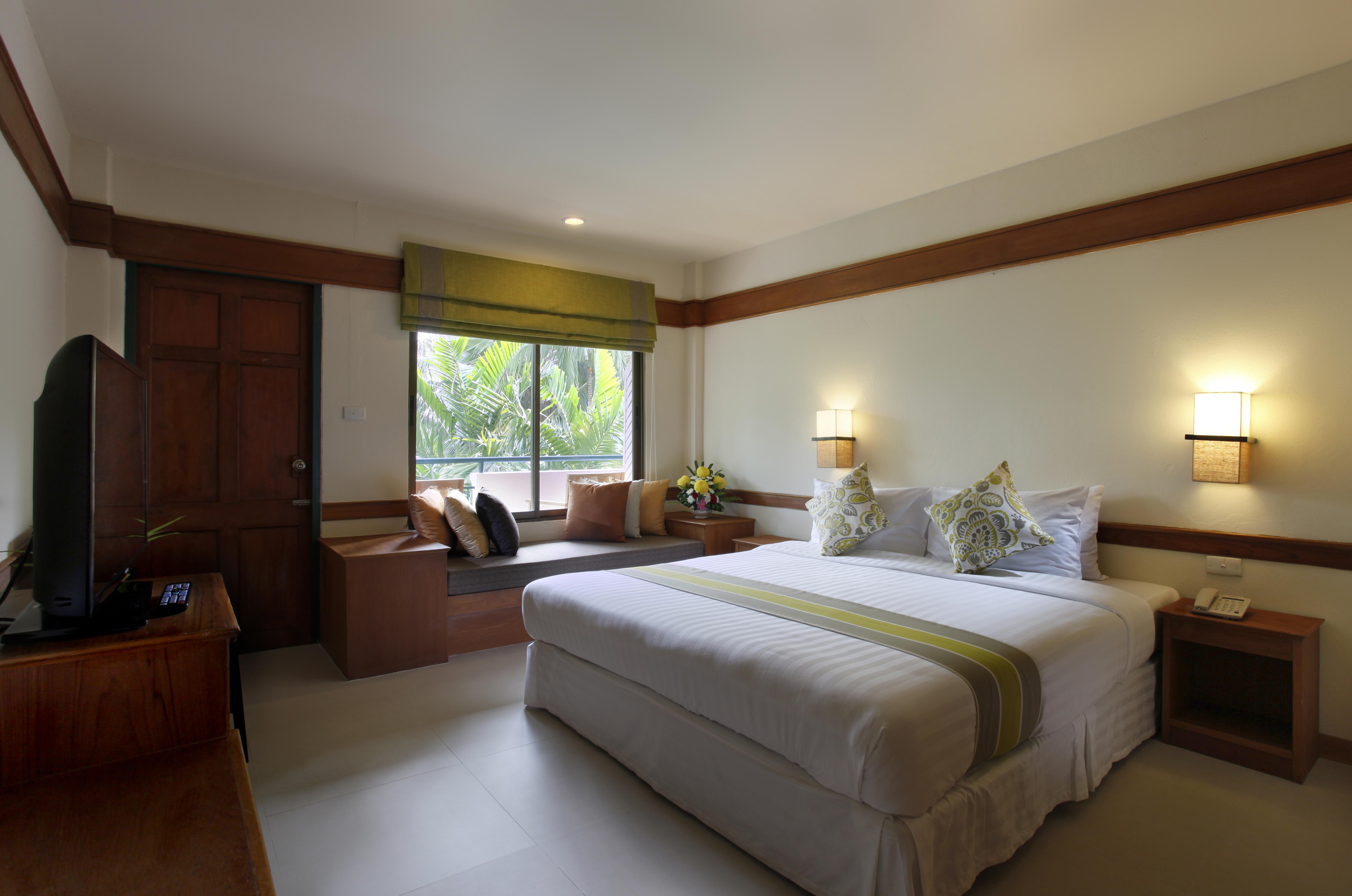 The Viridian Resort - Sha Plus Patong Exterior foto